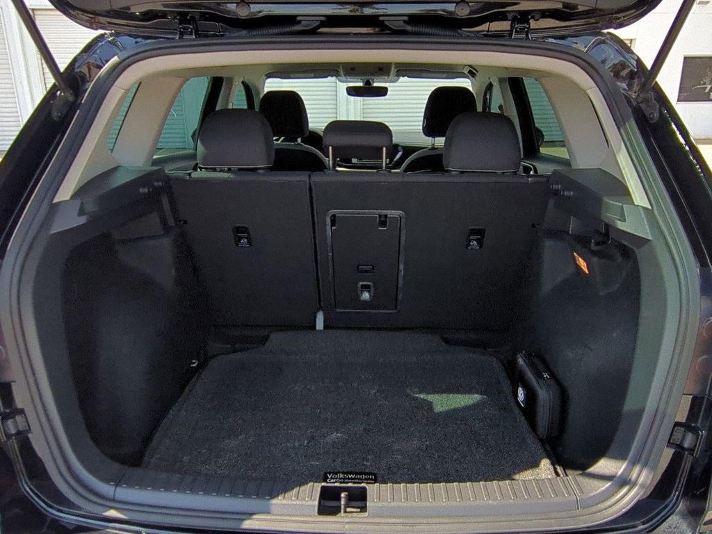 Used 2023 Volkswagen Taos S image 13