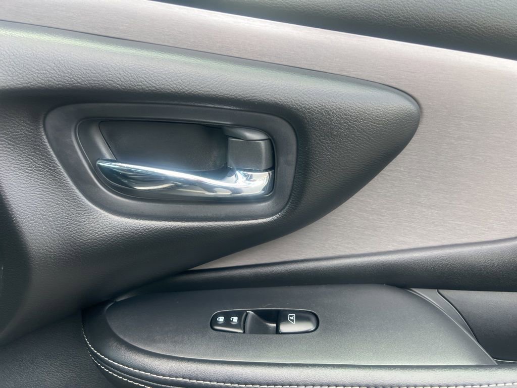 Used 2024 Nissan Murano SV w/ SV Midnight Edition Package image 33
