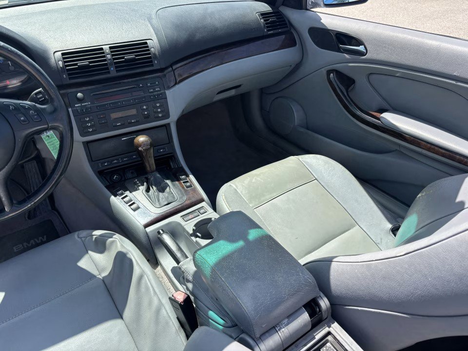 Used 2004 BMW 325Ci Convertible RWD image 19