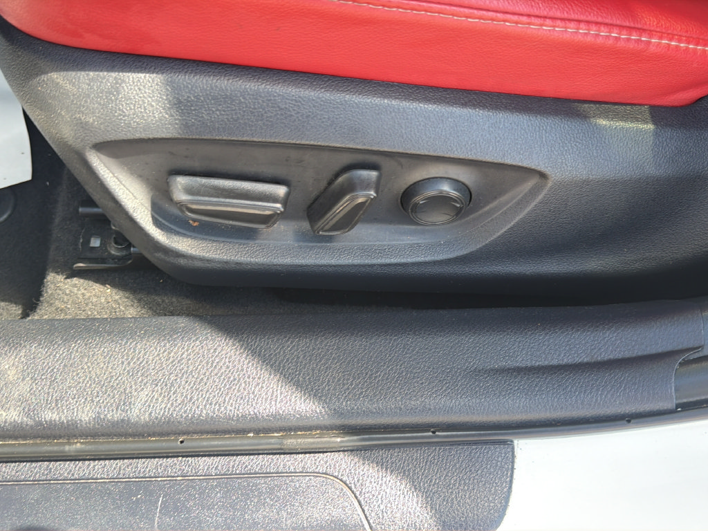 Used 2023 Toyota Camry XSE FWD image 21