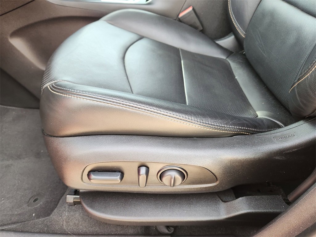 Used 2019 Chevrolet Equinox Premier image 19