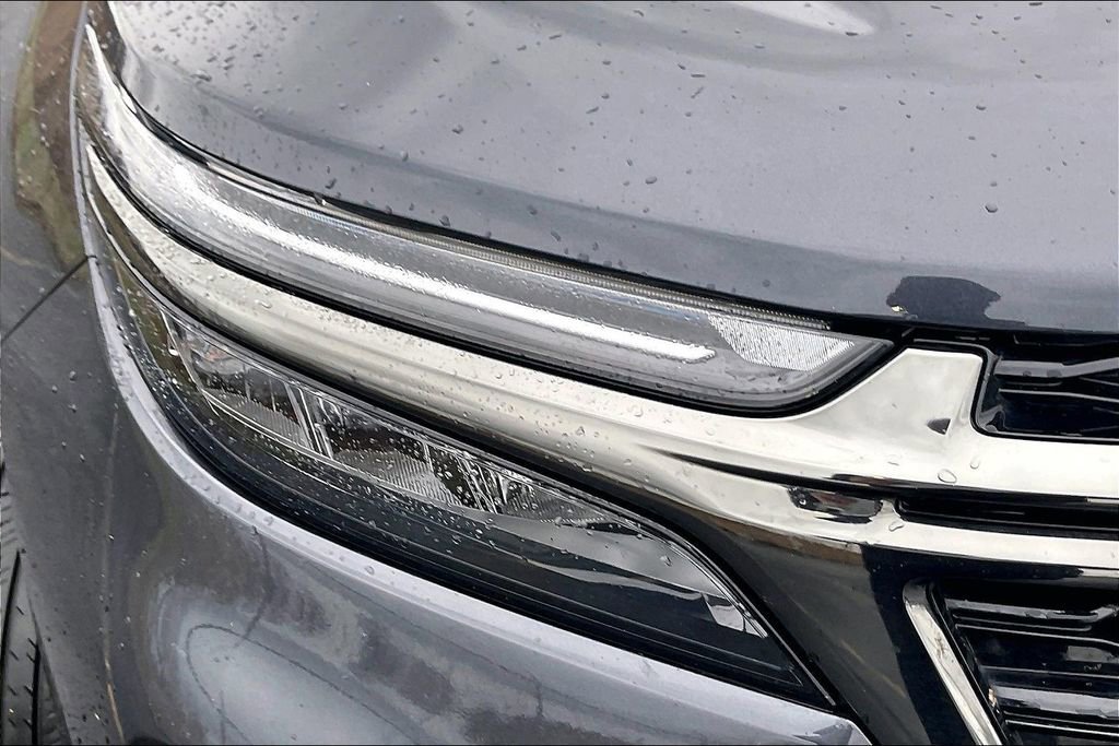 Used 2022 Chevrolet Equinox RS w/ LPO, Floor Liner Package image 32