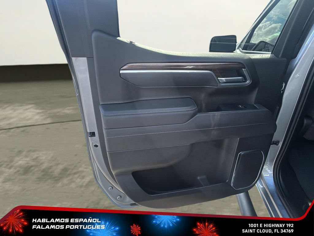 Certified 2025 Chevrolet Silverado 1500 RST AWD/4WD image 24