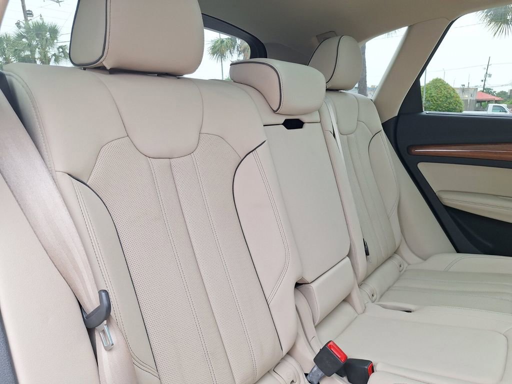 Used 2023 Audi Q5 2.0T Premium Plus AWD/4WD image 26