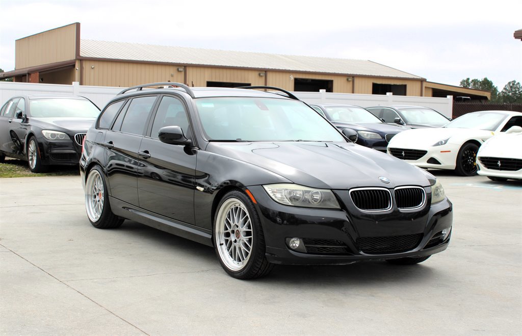 Used 2009 BMW 328i Wagon image 9