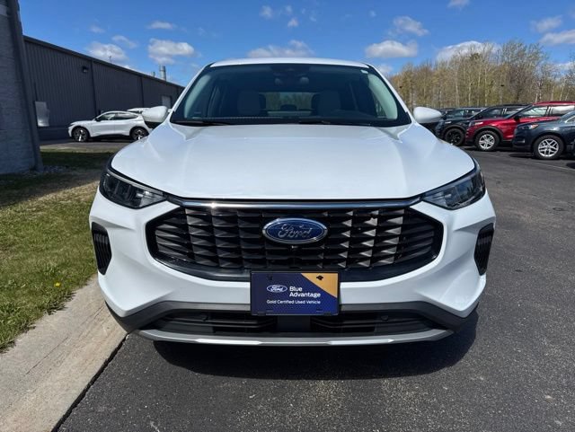 Certified 2023 Ford Escape Active w/ Tech Pack #2 AWD/4WD image 2