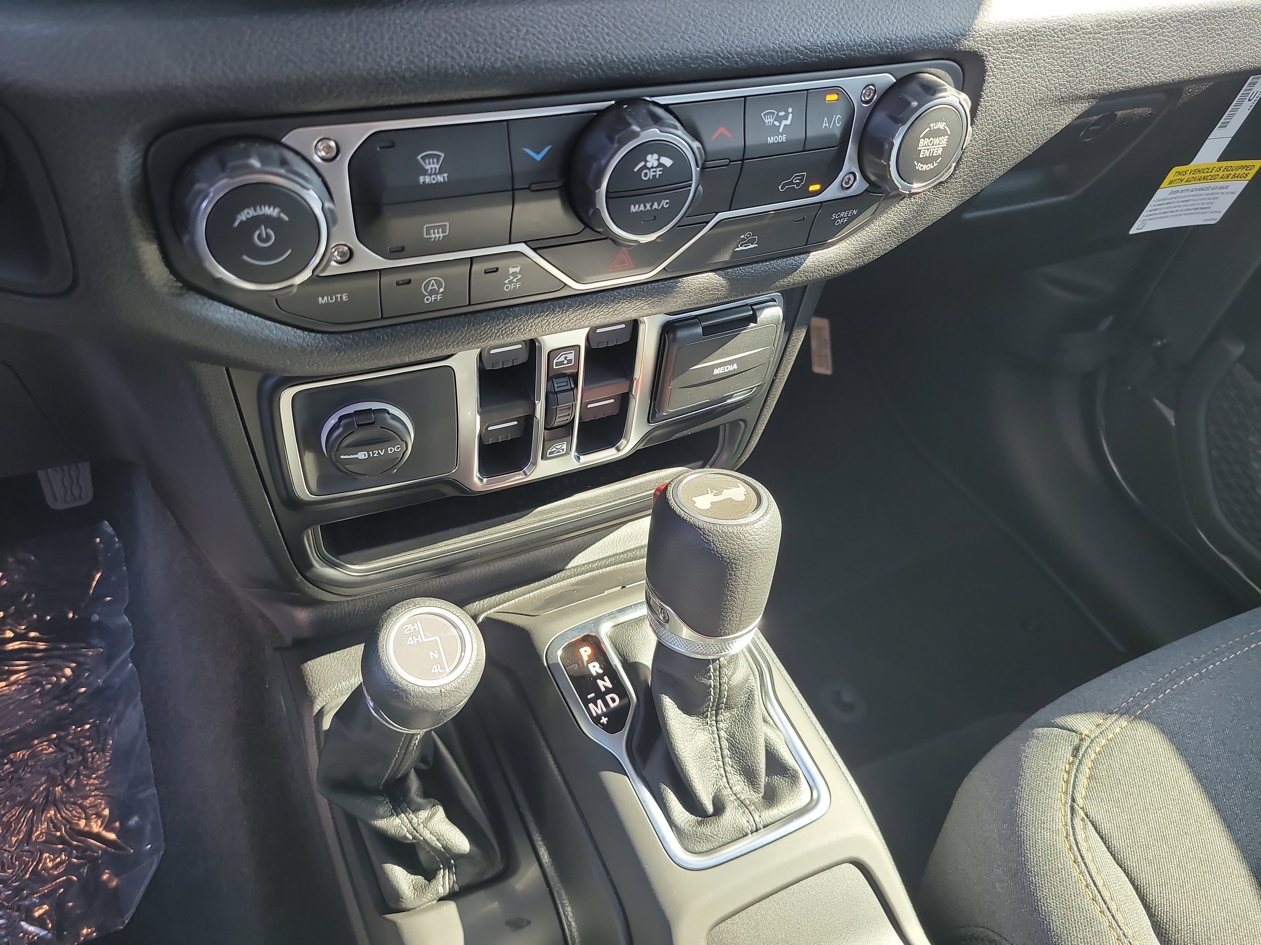New 2026 Jeep Wrangler Unlimited Sport AWD/4WD image 18