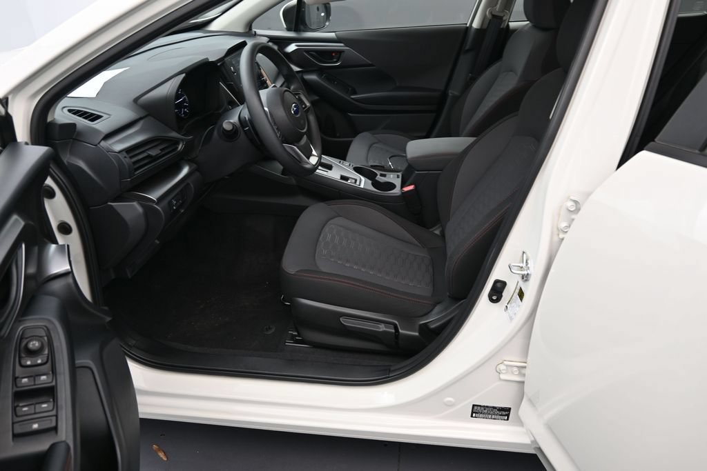 Used 2025 Subaru Impreza 2.0i Sport AWD/4WD image 17
