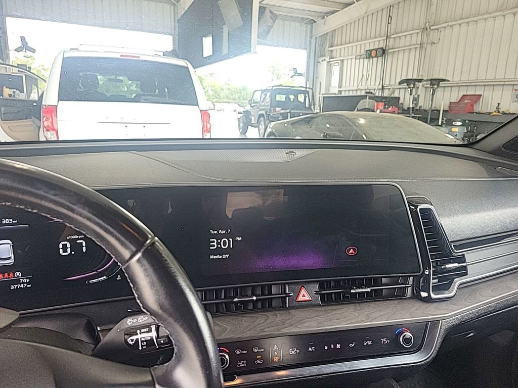 Used 2023 Kia Sportage X-Line image 7