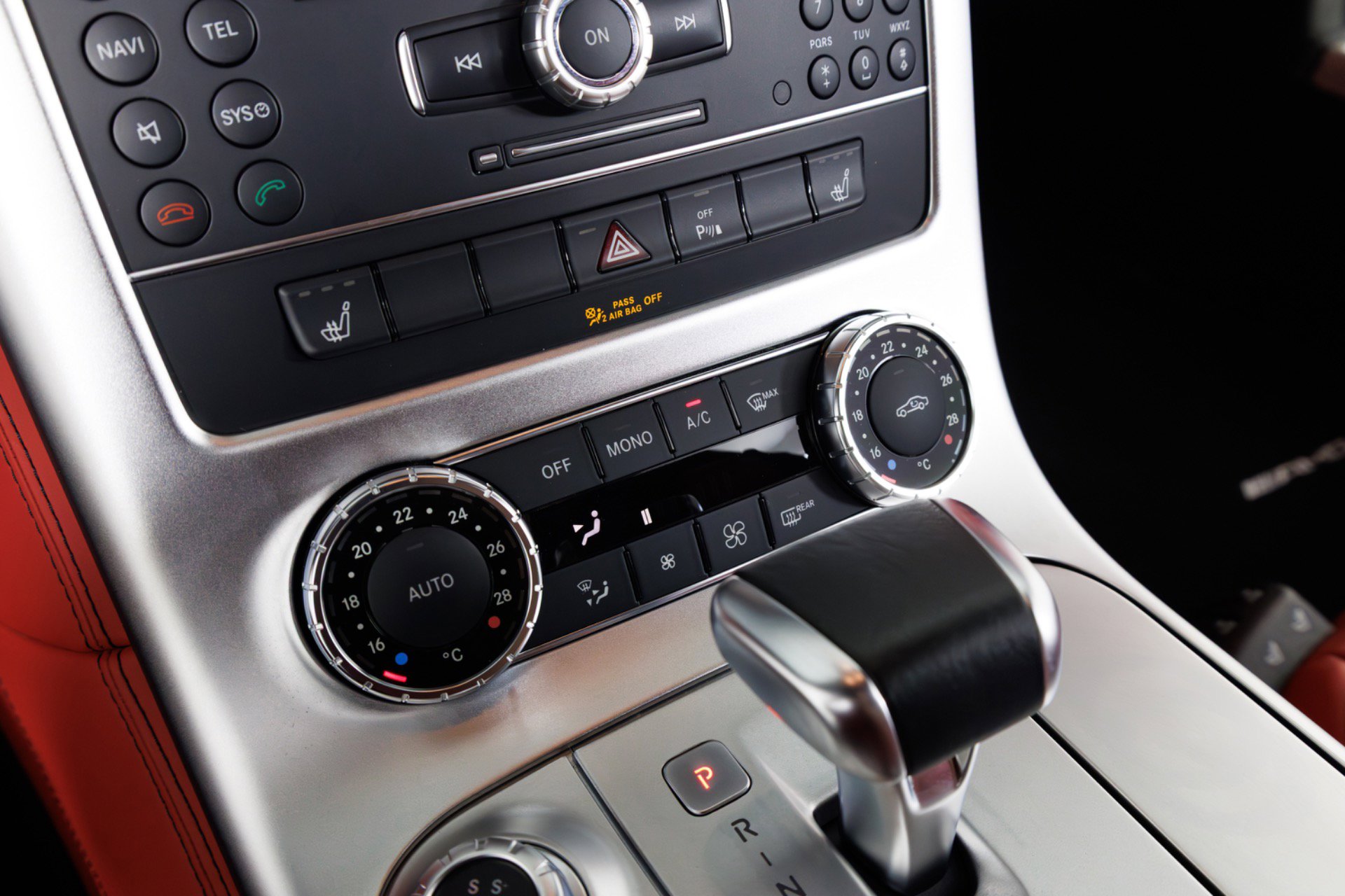 Used 2011 Mercedes-Benz SLS AMG Coupe image 29