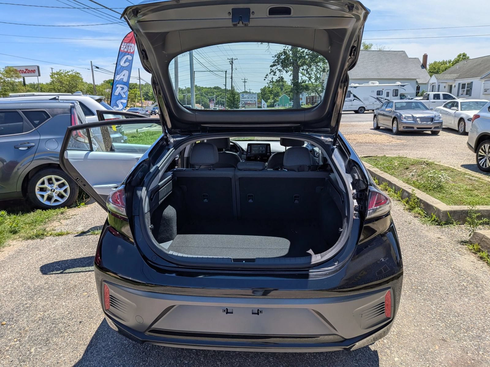 Used 2020 Hyundai Ioniq SEL FWD image 30