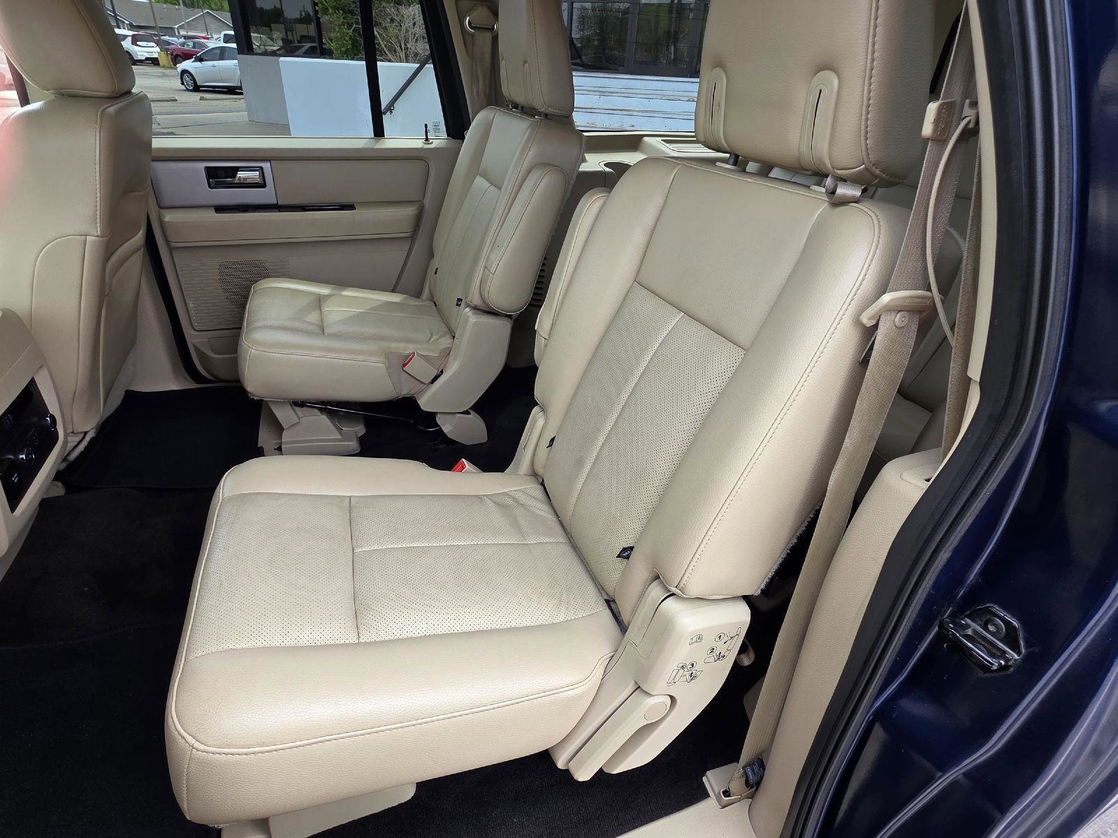 Used 2017 Ford Expedition EL Limited w/ Equipment Group 301A RWD image 37
