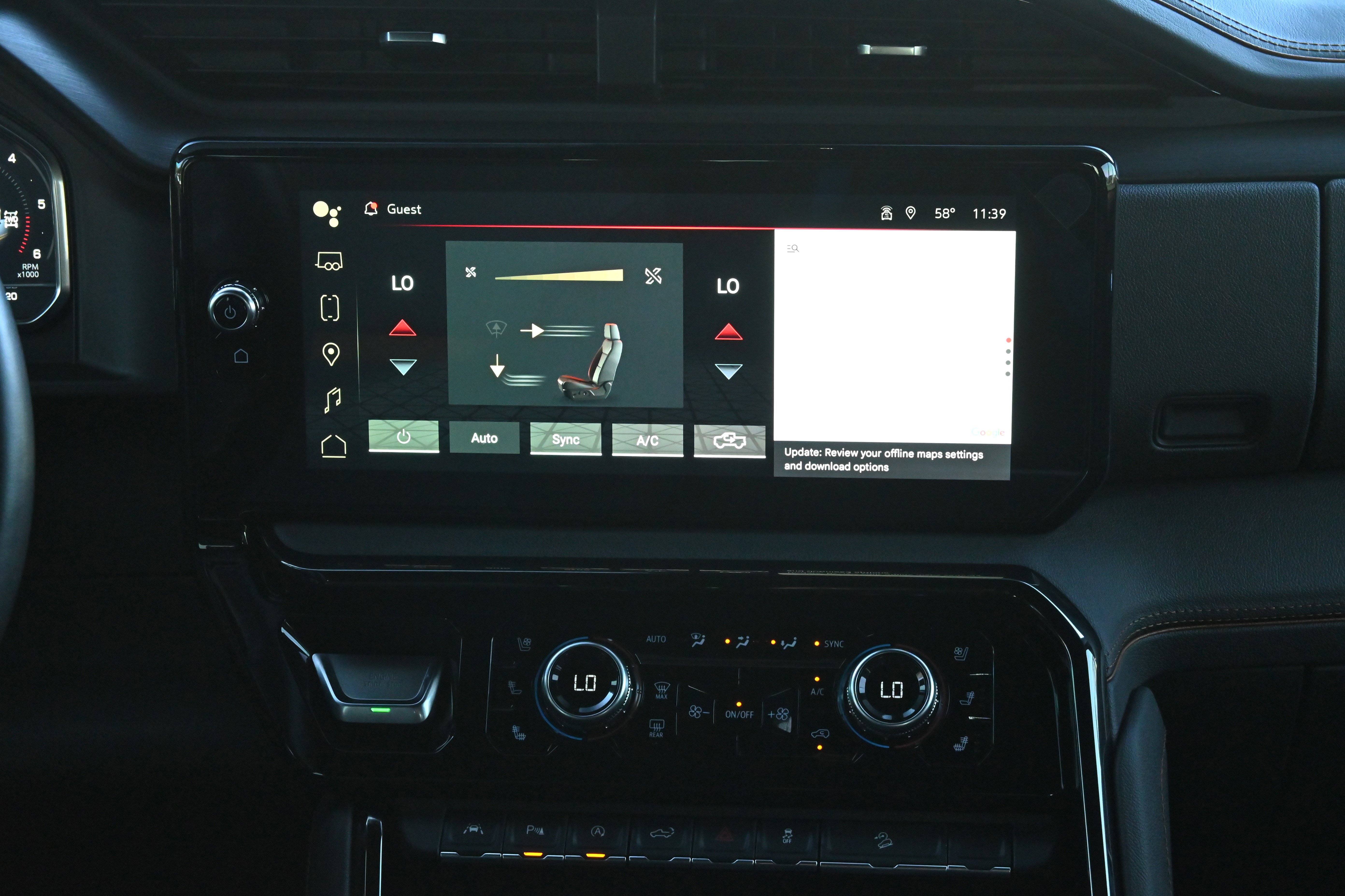 Used 2024 GMC Sierra 1500 AT4 w/ Technology Package image 32