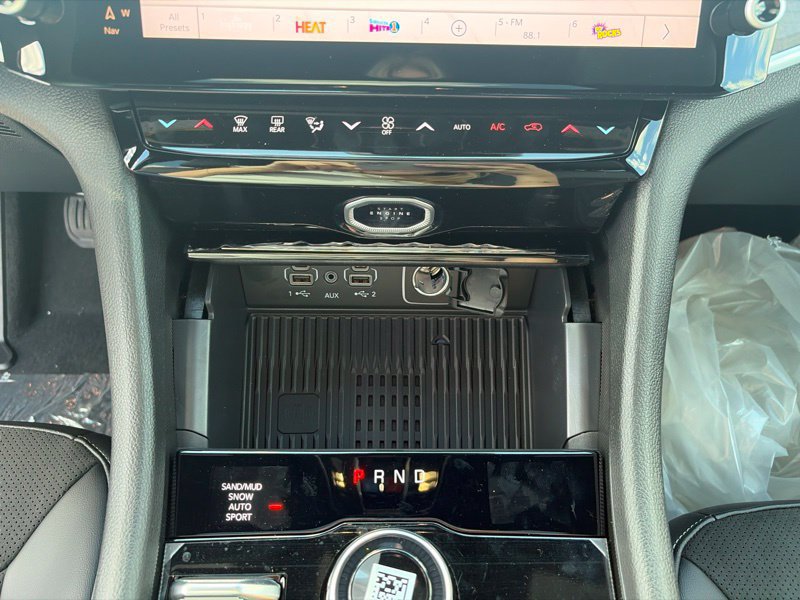 New 2026 Jeep Grand Cherokee Altitude AWD/4WD image 23
