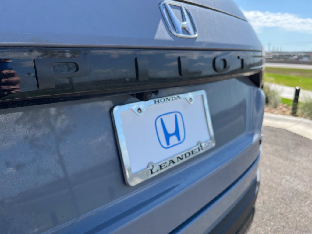 Certified 2026 Honda Pilot Sport image 9