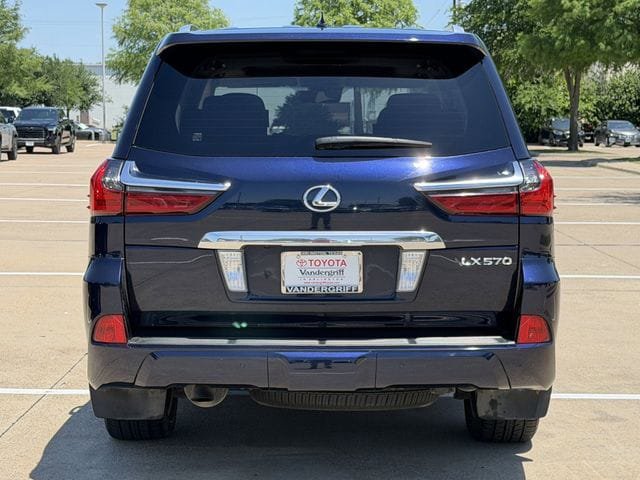 Used 2017 Lexus LX 570 4WD image 5