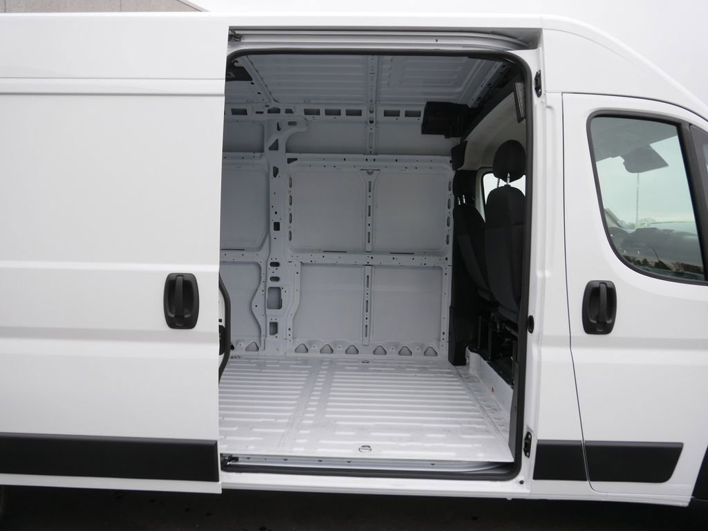 New 2026 RAM ProMaster 2500 w/ Convenience Group FWD image 6