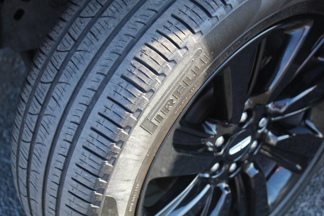 Used 2024 Lincoln Navigator L Reserve image 17