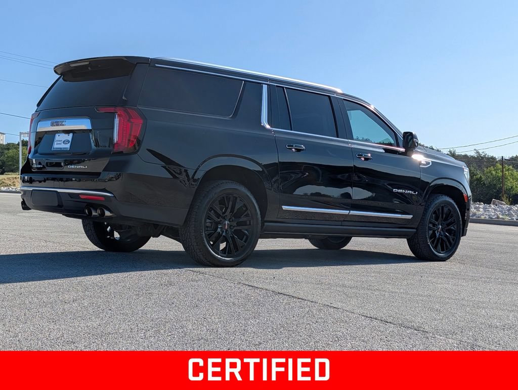 Used 2021 GMC Yukon XL Denali w/ Denali Premium Package RWD image 2