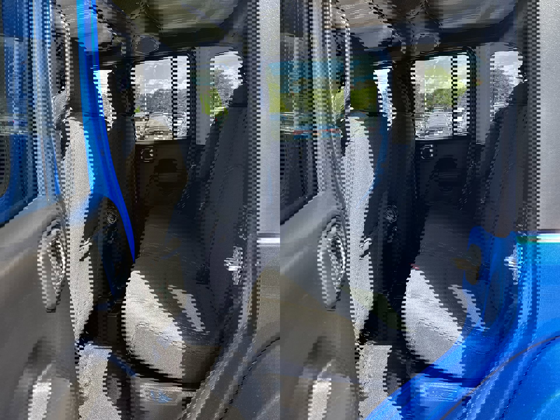 Used 2024 Jeep Wrangler Unlimited w/ Convenience Group image 22