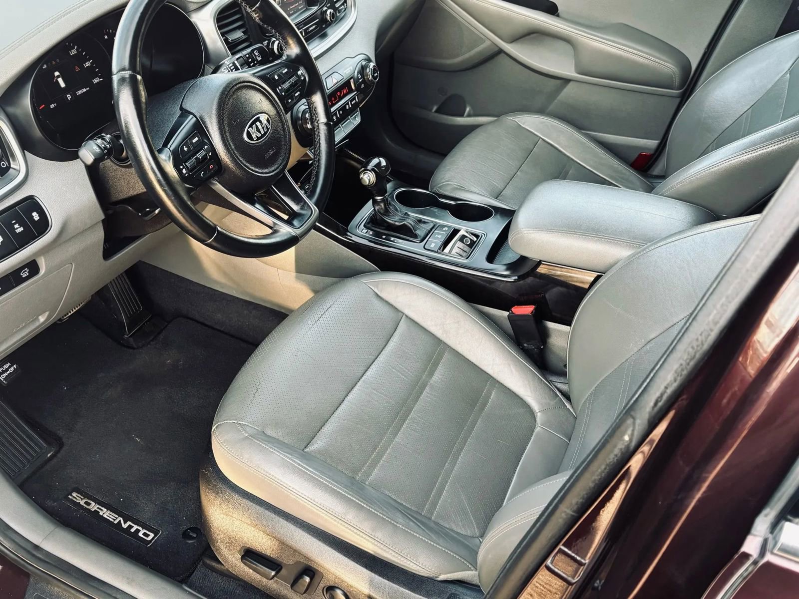 Used 2016 Kia Sorento EX w/ EX Premium Package image 21