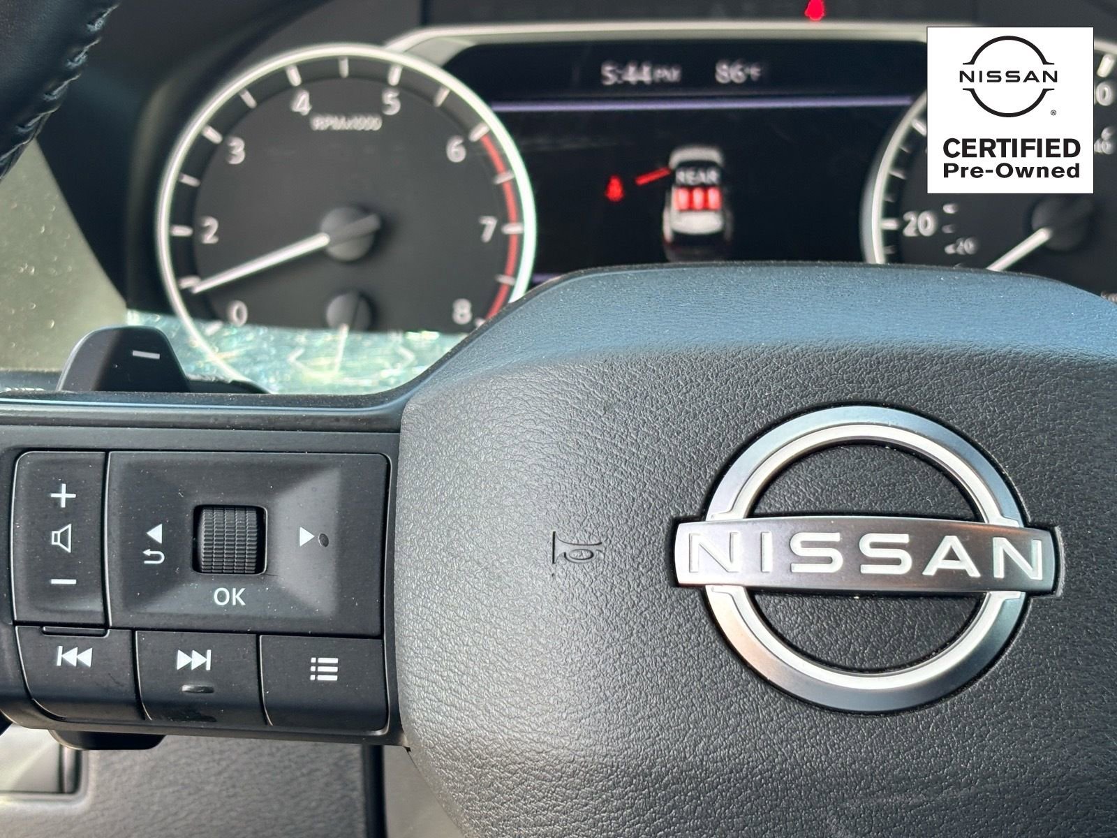 Certified 2025 Nissan Rogue SV FWD image 19