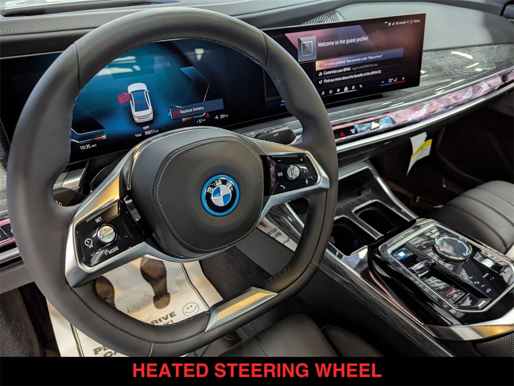 New 2025 BMW i7 eDrive50 w/ Premium Package image 13