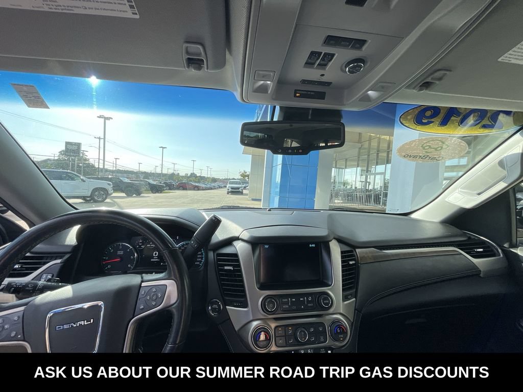 Certified 2019 GMC Yukon Denali w/ Denali Ultimate Package RWD image 2