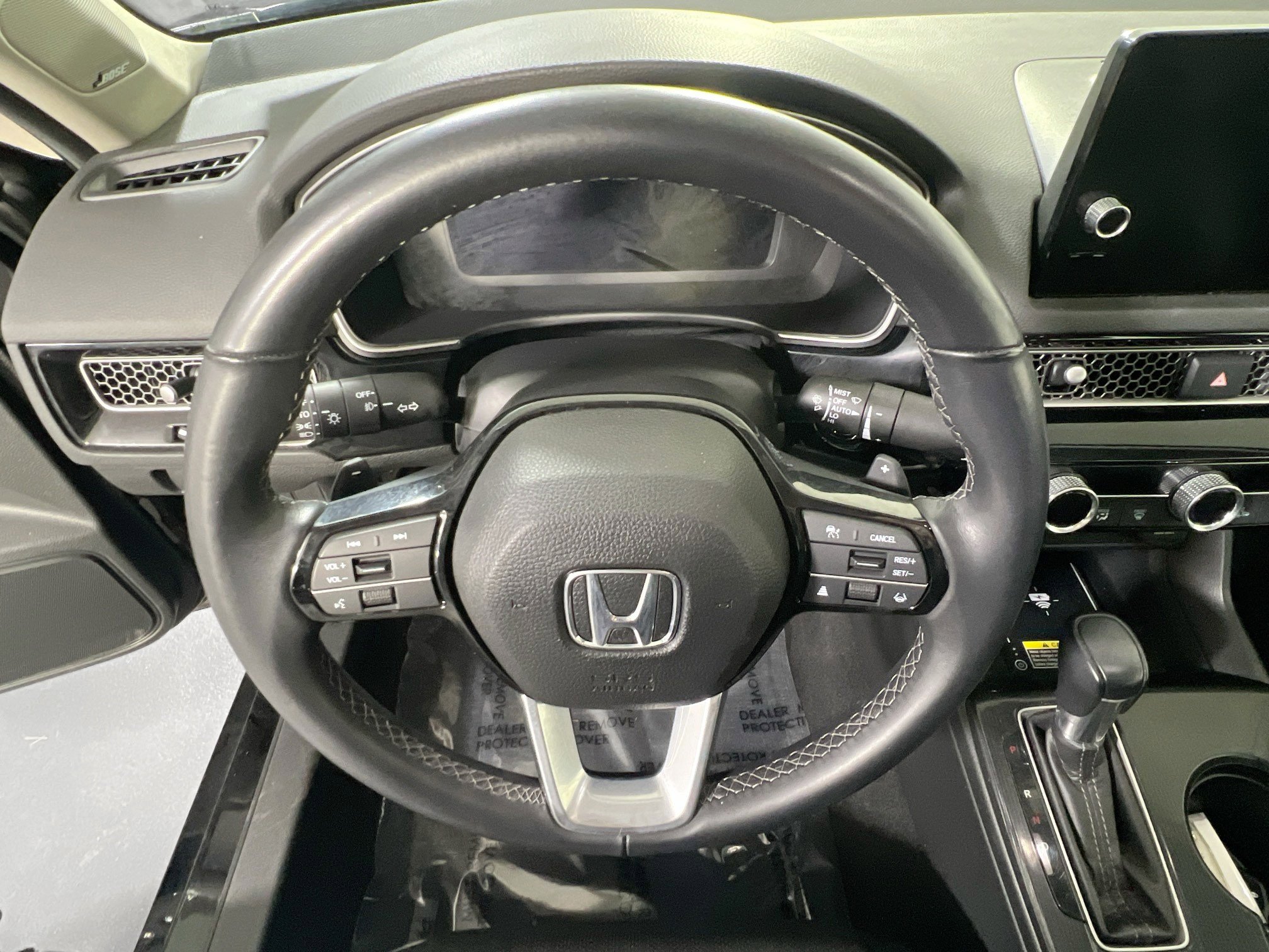 Used 2022 Honda Civic Touring image 11