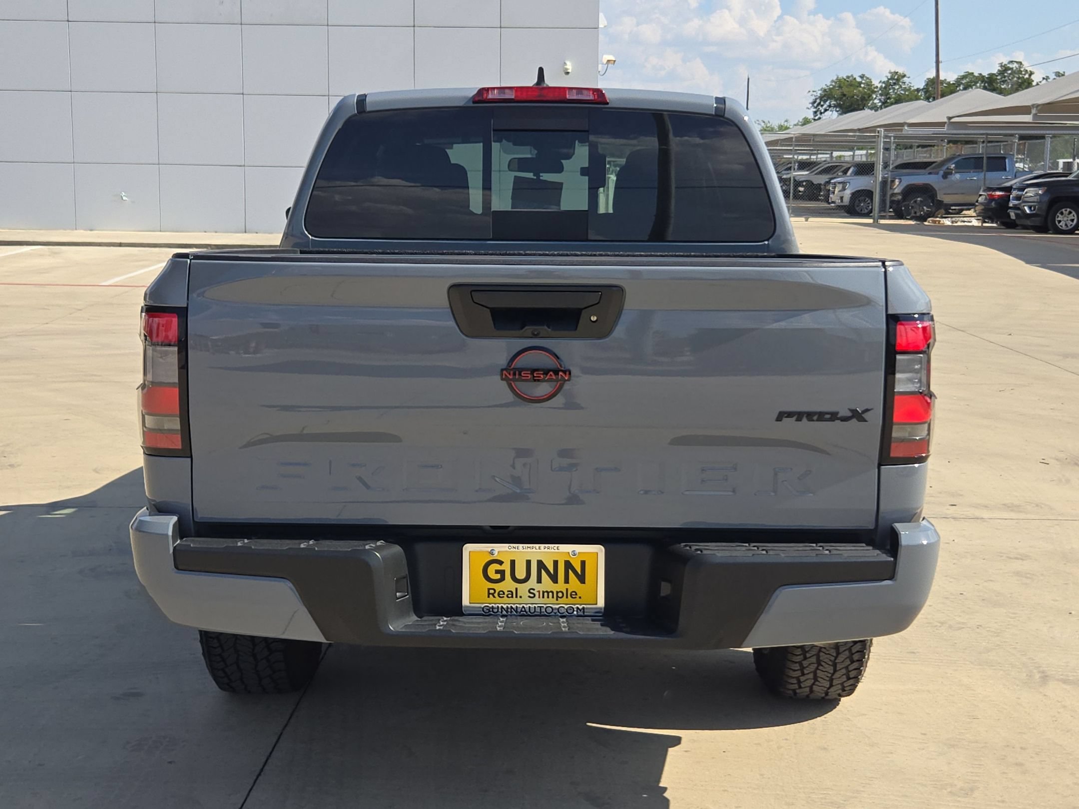 Used 2024 Nissan Frontier Pro-X RWD image 4