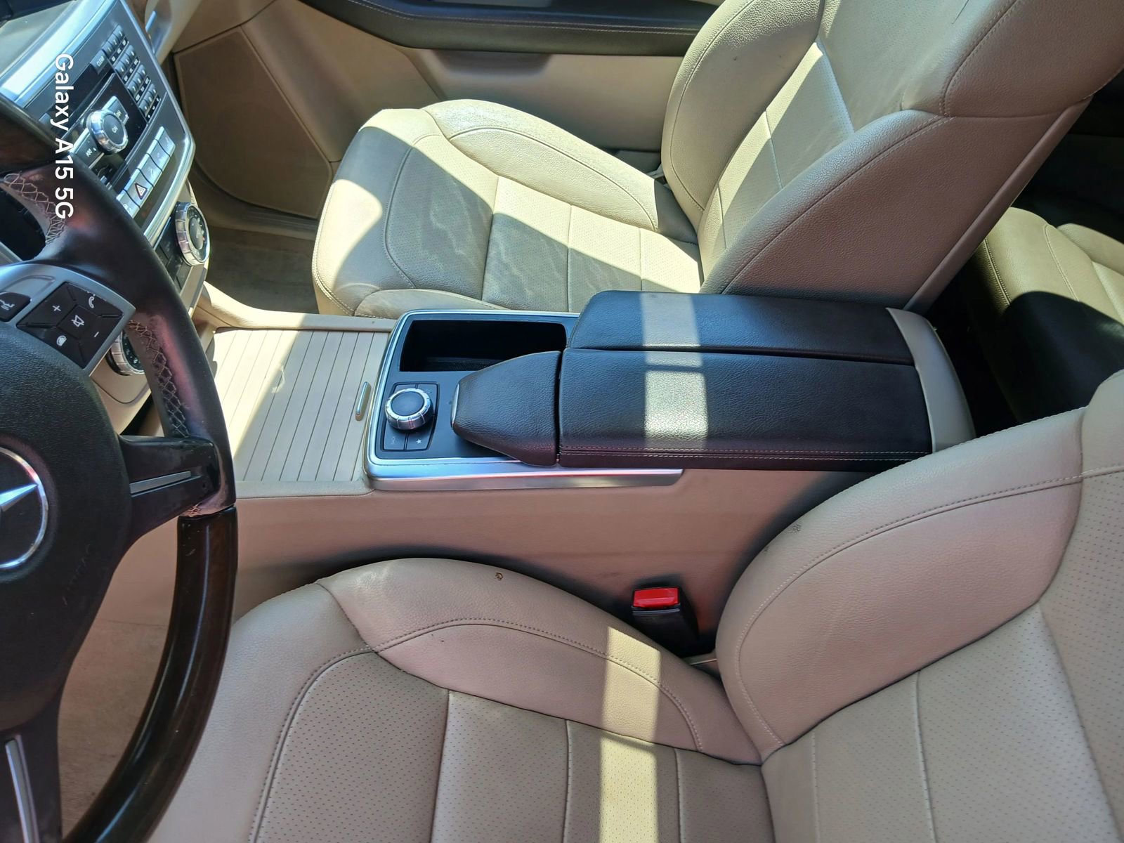 Used 2015 Mercedes-Benz ML 250 BlueTEC 4MATIC w/ Premium 1 Package image 8