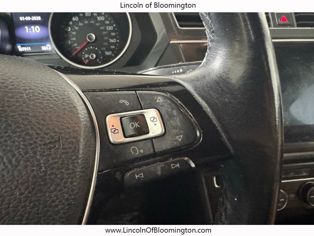 Used 2018 Volkswagen Tiguan SE image 39