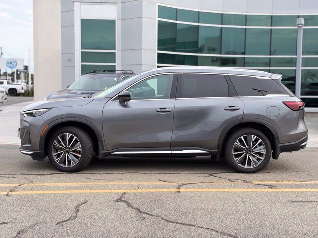 Certified 2026 INFINITI QX60 Luxe w/ Cargo Package AWD/4WD image 3