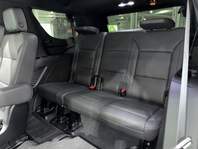 Used 2022 Chevrolet Tahoe Z71 w/ Luxury Package AWD/4WD image 55