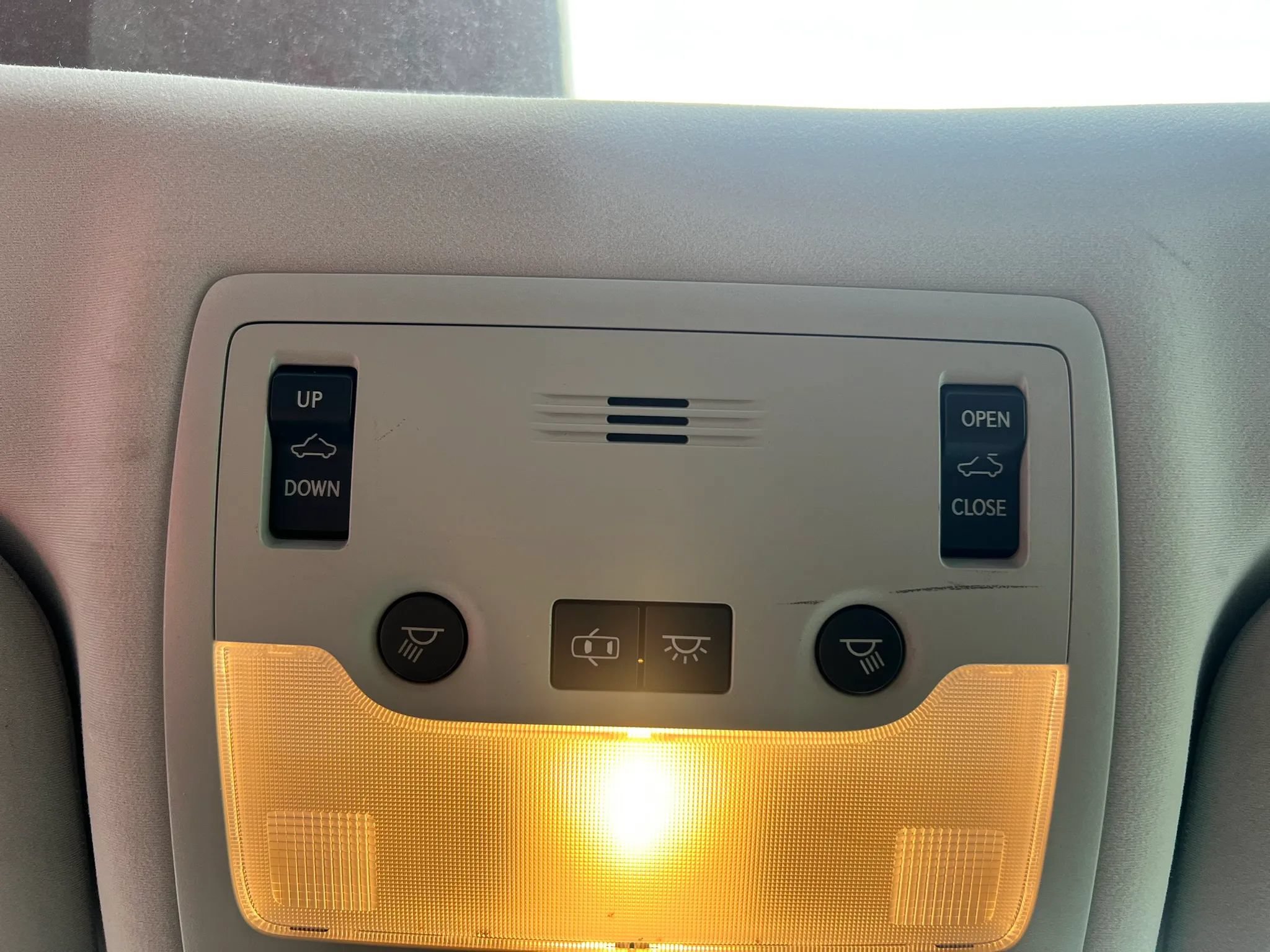 Used 2016 Lexus IS 200t RWD image 19