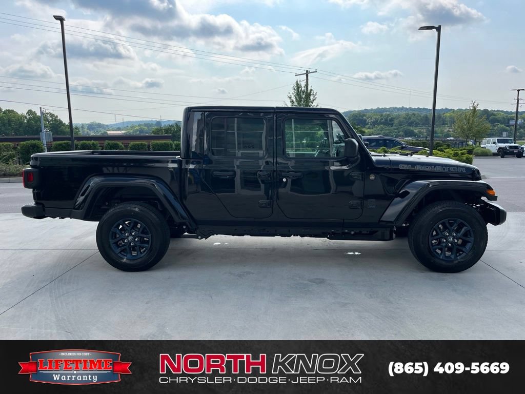 New 2026 Jeep Gladiator Sport AWD/4WD image 20