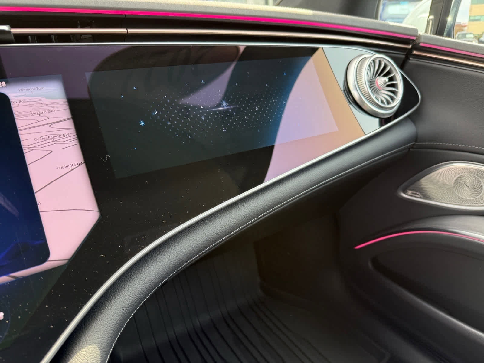 Certified 2022 Mercedes-Benz EQS 580 4MATIC Sedan image 19