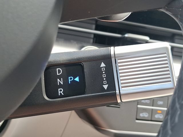 Certified 2026 Hyundai Kona SEL Premium AWD/4WD image 14