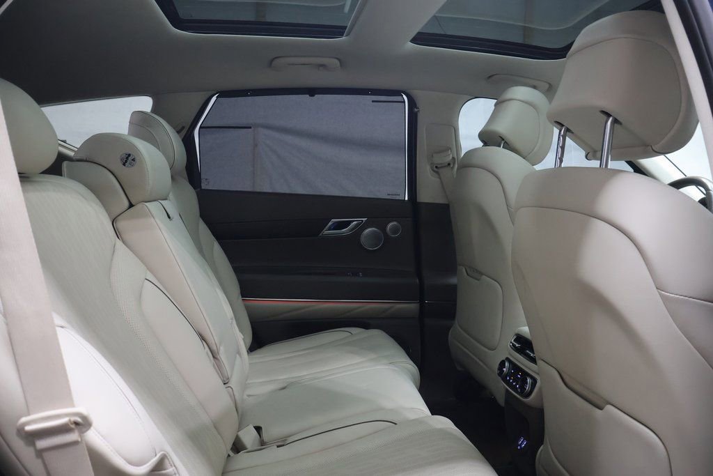 Used 2022 Genesis GV80 3.5T Advanced + image 12