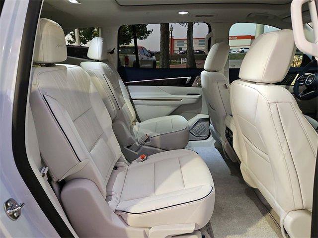 New 2026 Buick Enclave Avenir w/ Super Cruise Package image 33