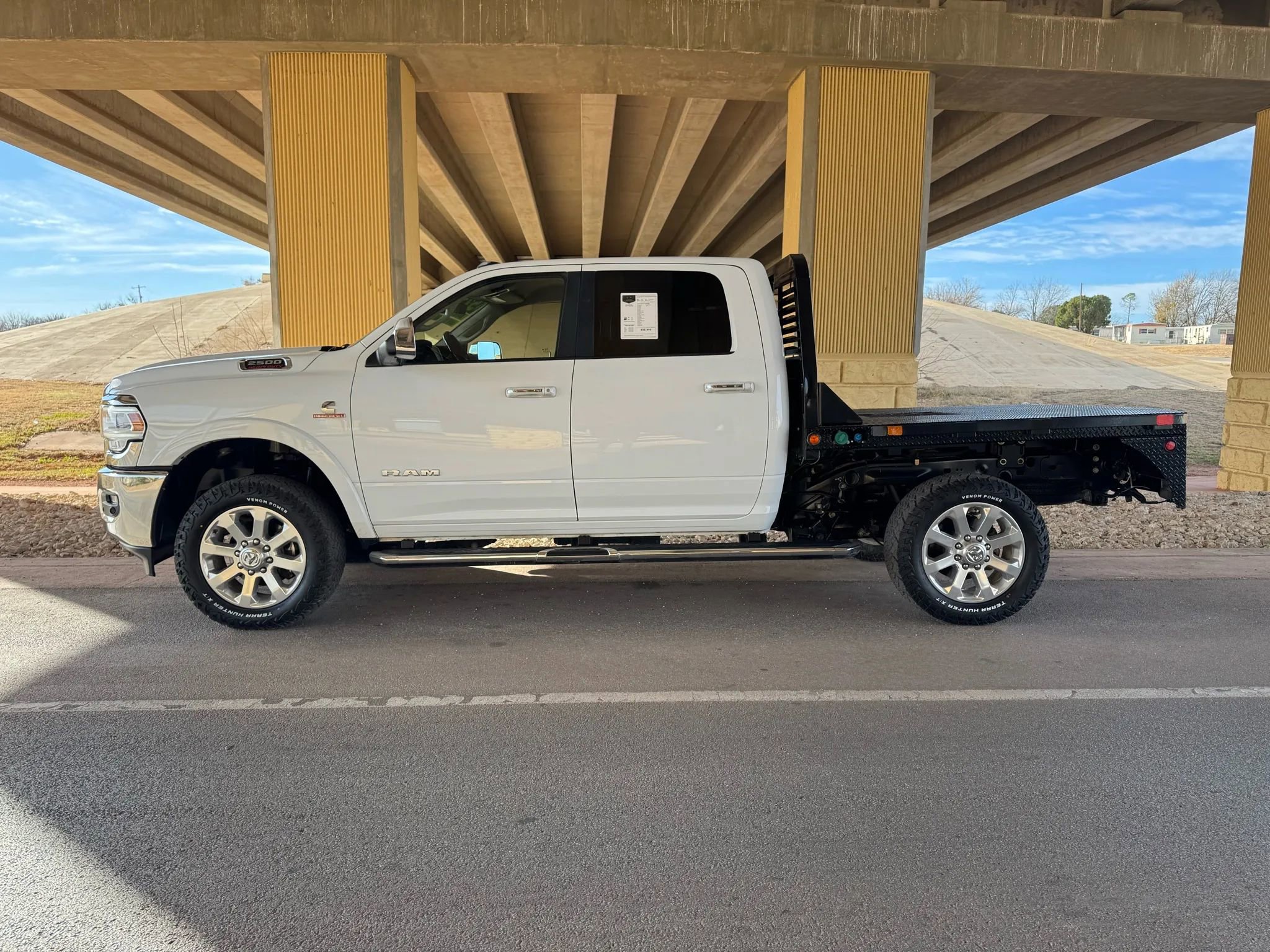 Used 2022 RAM 2500 Laramie image 6