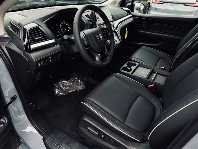 New 2026 Honda Odyssey Touring image 19
