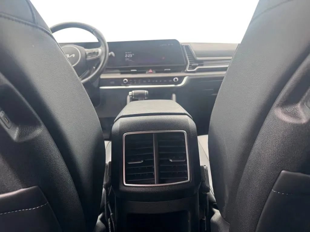 Used 2024 Kia Sportage X-Line AWD/4WD image 19
