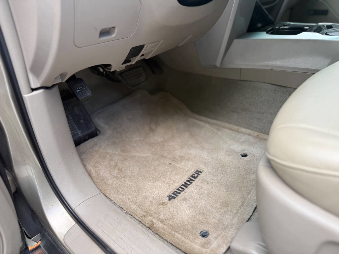 Used 2007 Toyota 4Runner Limited image 9