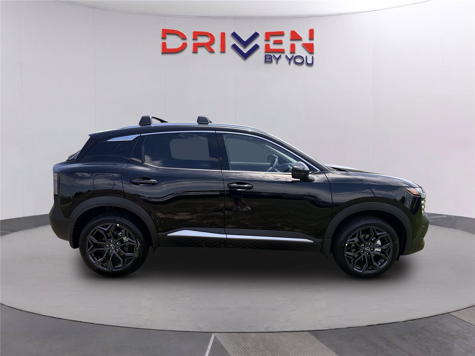 New 2026 Nissan Kicks SR w/ Cold Weather Package AWD/4WD image 3