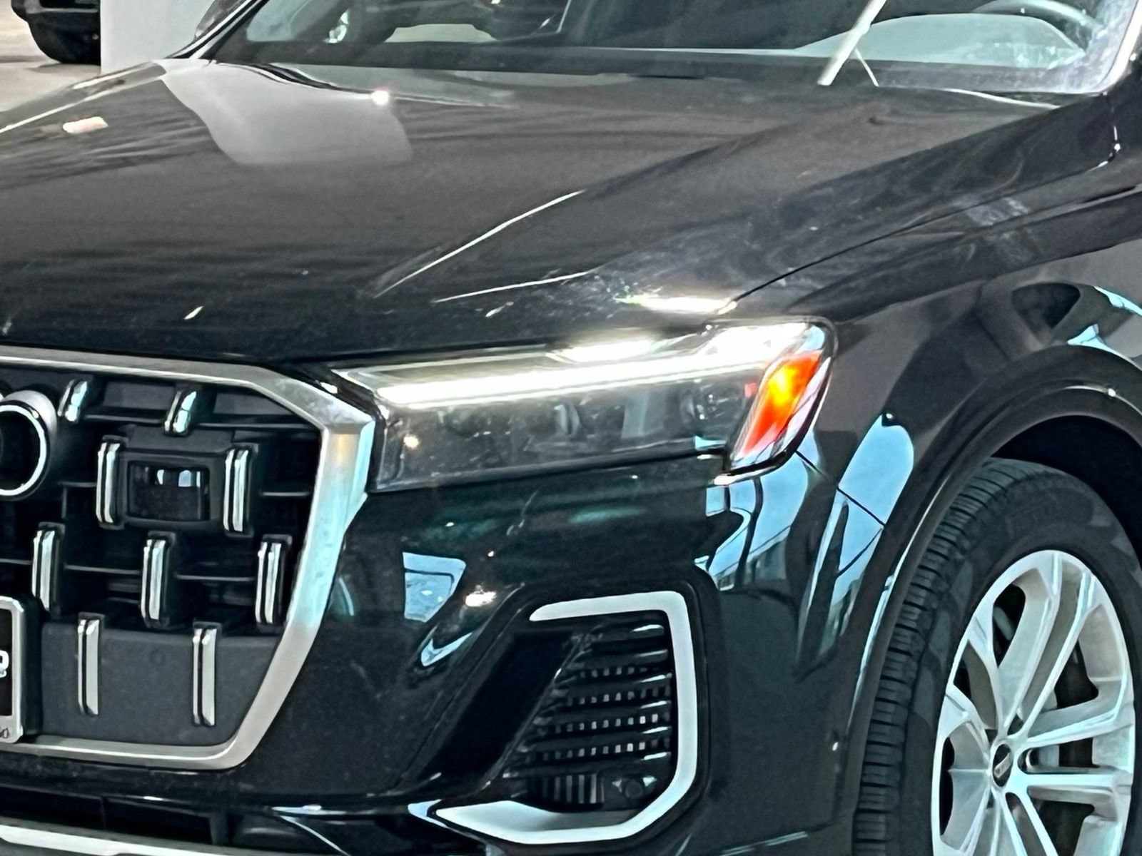 Used 2026 Audi Q7 3.0T Premium Plus w/ Premium Plus Package AWD/4WD image 5