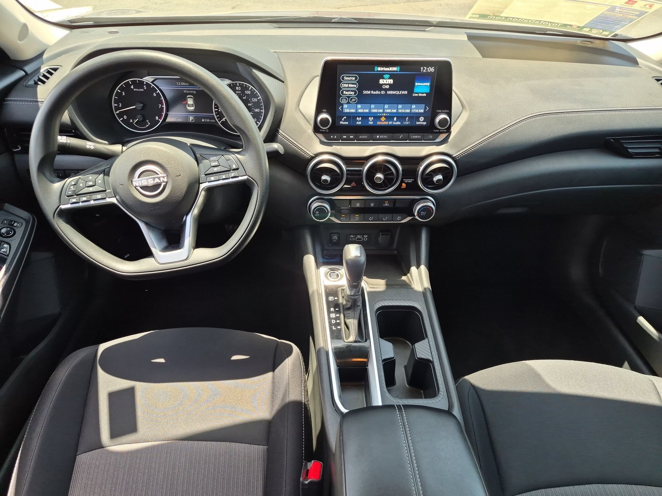 Used 2024 Nissan Sentra SV FWD image 12
