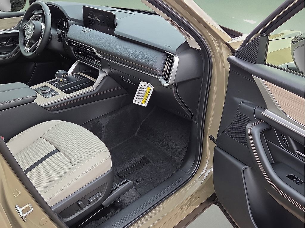 New 2026 MAZDA CX-70 3.3 Turbo w/ Preferred Package image 12