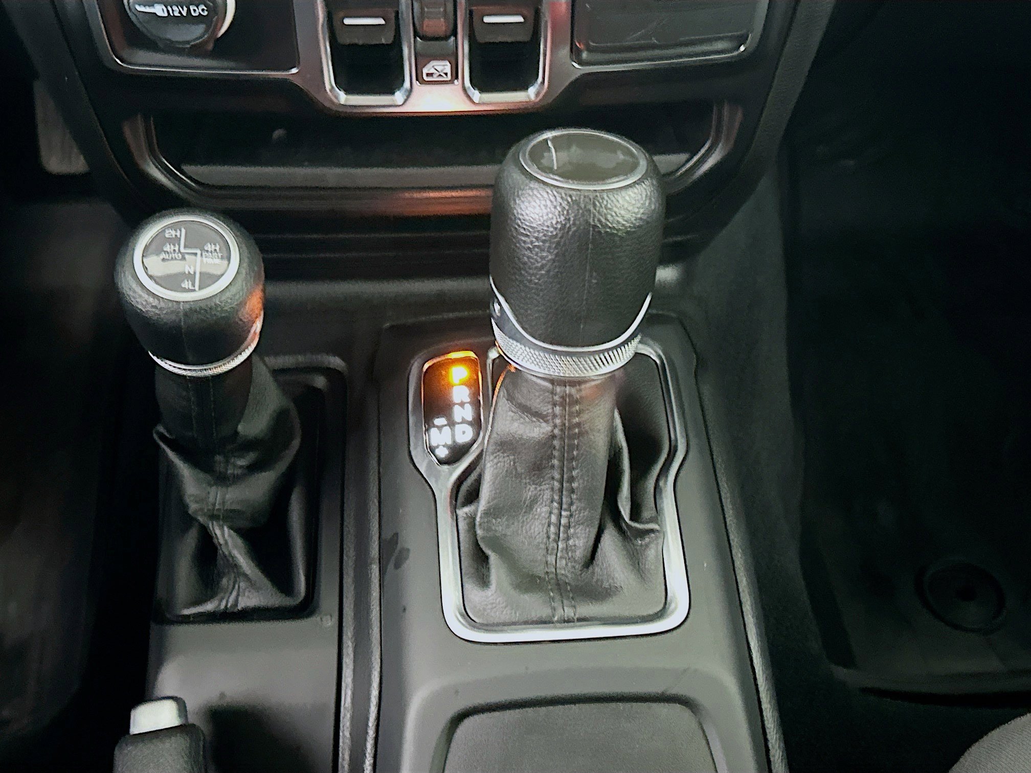 Used 2023 Jeep Wrangler Unlimited w/ Cold Weather Group image 24