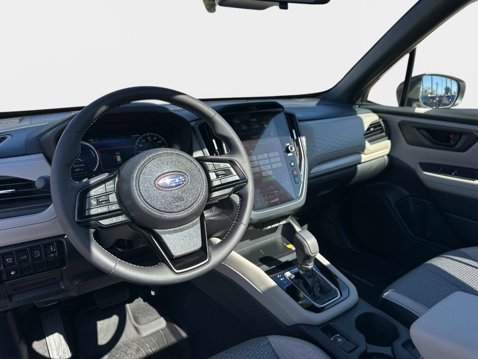 Used 2025 Subaru Forester Premium w/ Protection Package (1PH) image 17